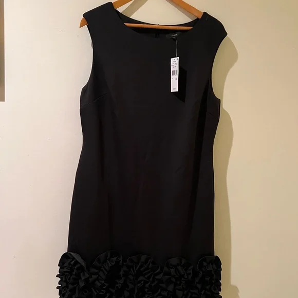 Chic Black Ruffled Hem Mini Dress - Picture 1 of 3